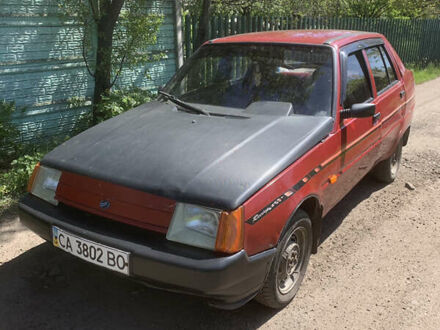 Красный ЗАЗ 1103 Славута, объемом двигателя 1.3 л и пробегом 72 тыс. км за 2000 $, фото 1 на Automoto.ua