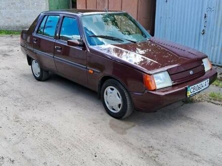 ЗАЗ 1103 Славута 2010 в Чернигове на Automoto.ua Красный ЗАЗ 1103 Славута, объемом двигателя 0 л и пробегом 19 тыс. км за 2400 $, фото 1 на Automoto.ua