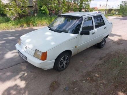 ЗАЗ 1103 Славута 2001 в Запорожье на Automoto.ua ЗАЗ 1103 Славута, объемом двигателя 1.2 л и пробегом 200 тыс. км за 700 $, фото 1 на Automoto.ua