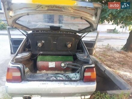 ЗАЗ 1103 Славута 2004 в Харькове на Automoto.ua ЗАЗ 1103 Славута, объемом двигателя 1.2 л и пробегом 327 тыс. км за 800 $, фото 1 на Automoto.ua