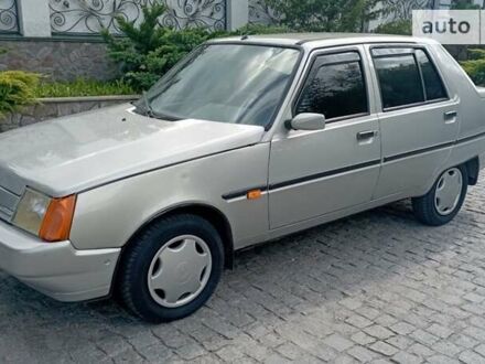 ЗАЗ 1103 Славута 2006 в Полтаве на Automoto.ua ЗАЗ 1103 Славута, объемом двигателя 1.2 л и пробегом 105 тыс. км за 1650 $, фото 1 на Automoto.ua