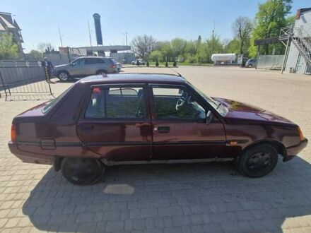 ЗАЗ 1103 Славута 2010 у Хмельницькому на Automoto.ua ЗАЗ 1103 Славута, об'ємом двигуна 1.2 л та пробігом 191 тис. км за 1800 $, фото 1 на Automoto.ua