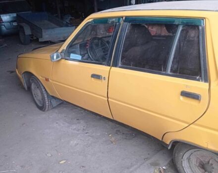 Жовтий ЗАЗ 1103 Славута, об'ємом двигуна 1.2 л та пробігом 3 тис. км за 549 $, фото 2 на Automoto.ua