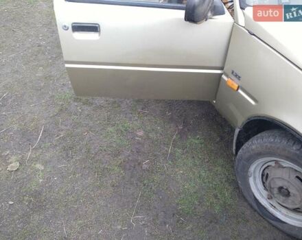 Жовтий ЗАЗ 1103 Славута, об'ємом двигуна 1.2 л та пробігом 73 тис. км за 850 $, фото 6 на Automoto.ua