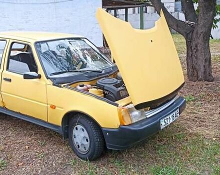 Желтый ЗАЗ 1103 Славута, объемом двигателя 0 л и пробегом 200 тыс. км за 717 $, фото 5 на Automoto.ua
