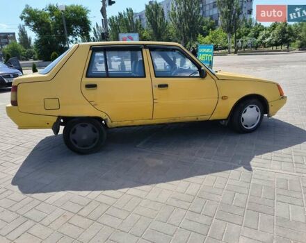 Жовтий ЗАЗ 1103 Славута, об'ємом двигуна 1.2 л та пробігом 167 тис. км за 1200 $, фото 4 на Automoto.ua