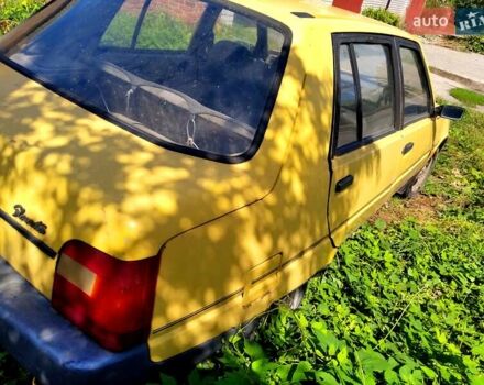 Жовтий ЗАЗ 1103 Славута, об'ємом двигуна 1.2 л та пробігом 121 тис. км за 777 $, фото 2 на Automoto.ua