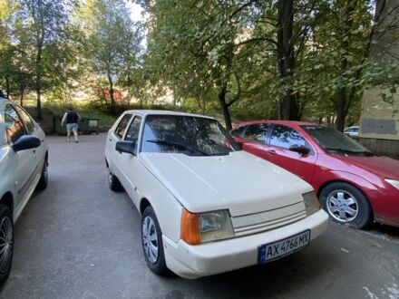 ЗАЗ 1103 Славута 2002 в Харькове на Automoto.ua Желтый ЗАЗ 1103 Славута, объемом двигателя 1.2 л и пробегом 96 тыс. км за 699 $, фото 1 на Automoto.ua