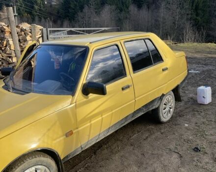 Жовтий ЗАЗ 1103 Славута, об'ємом двигуна 10 л та пробігом 150 тис. км за 400 $, фото 1 на Automoto.ua