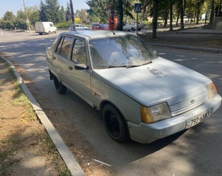 Серый ЗАЗ 1103 Славута, объемом двигателя 1.2 л и пробегом 200 тыс. км за 382 $, фото 1 на Automoto.ua