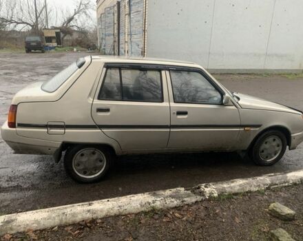 Серый ЗАЗ 1103 Славута, объемом двигателя 1.3 л и пробегом 15 тыс. км за 1230 $, фото 4 на Automoto.ua