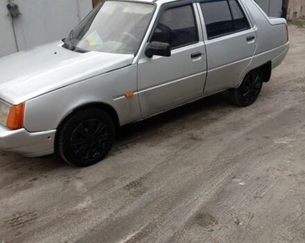 Серый ЗАЗ 1103 Славута, объемом двигателя 1.2 л и пробегом 240 тыс. км за 840 $, фото 4 на Automoto.ua