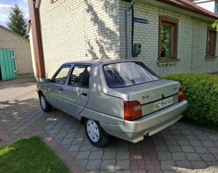ЗАЗ 1103 Славута 2008 в Луцке на Automoto.ua Серый ЗАЗ 1103 Славута, объемом двигателя 1.3 л и пробегом 58 тыс. км за 2000 $, фото 1 на Automoto.ua