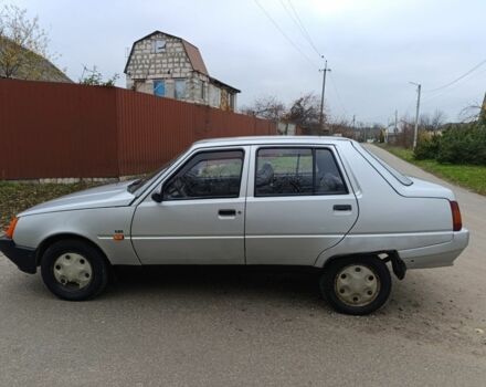 Серый ЗАЗ 1103 Славута, объемом двигателя 1.2 л и пробегом 165 тыс. км за 950 $, фото 4 на Automoto.ua