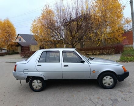 Серый ЗАЗ 1103 Славута, объемом двигателя 1.2 л и пробегом 165 тыс. км за 950 $, фото 2 на Automoto.ua