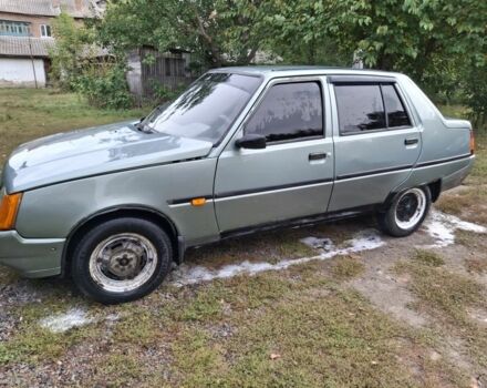 Серый ЗАЗ 1103 Славута, объемом двигателя 1.2 л и пробегом 122 тыс. км за 600 $, фото 1 на Automoto.ua