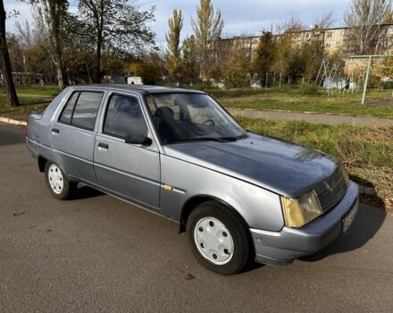 Серый ЗАЗ 1103 Славута, объемом двигателя 1.2 л и пробегом 145 тыс. км за 1300 $, фото 2 на Automoto.ua