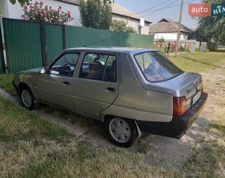 Серый ЗАЗ 1103 Славута, объемом двигателя 1.1 л и пробегом 85 тыс. км за 1700 $, фото 5 на Automoto.ua