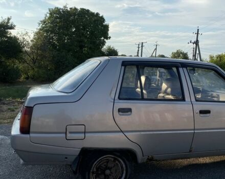 Серый ЗАЗ 1103 Славута, объемом двигателя 1.2 л и пробегом 116 тыс. км за 800 $, фото 4 на Automoto.ua