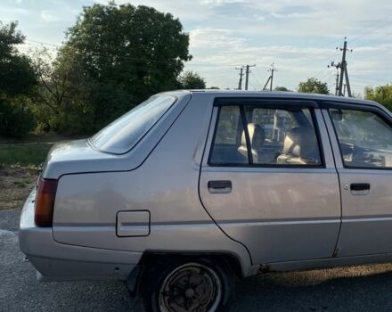 Серый ЗАЗ 1103 Славута, объемом двигателя 1.2 л и пробегом 116 тыс. км за 800 $, фото 5 на Automoto.ua