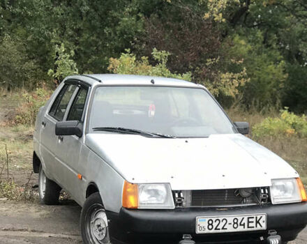 ЗАЗ 1103 Славута 2001 в Днепре (Днепропетровске) на Automoto.ua Серый ЗАЗ 1103 Славута, объемом двигателя 1.2 л и пробегом 17 тыс. км за 1070 $, фото 6 на Automoto.ua
