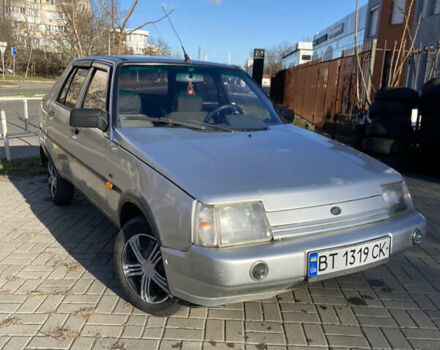 Сірий ЗАЗ 1103 Славута, об'ємом двигуна 1.2 л та пробігом 186 тис. км за 950 $, фото 4 на Automoto.ua