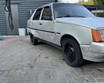 Серый ЗАЗ 1103 Славута, объемом двигателя 1.2 л и пробегом 400 тыс. км за 700 $, фото 1 на Automoto.ua