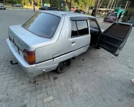 Серый ЗАЗ 1103 Славута, объемом двигателя 1.2 л и пробегом 400 тыс. км за 700 $, фото 3 на Automoto.ua