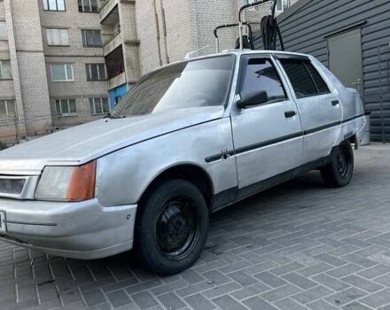 Серый ЗАЗ 1103 Славута, объемом двигателя 1.2 л и пробегом 400 тыс. км за 700 $, фото 2 на Automoto.ua