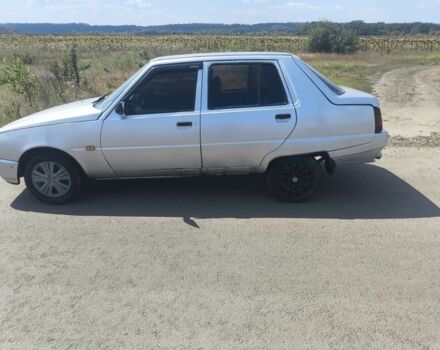 Серый ЗАЗ 1103 Славута, объемом двигателя 1.2 л и пробегом 250 тыс. км за 900 $, фото 2 на Automoto.ua