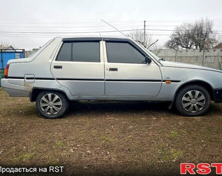 Серый ЗАЗ 1103 Славута, объемом двигателя 1.2 л и пробегом 145 тыс. км за 1200 $, фото 3 на Automoto.ua