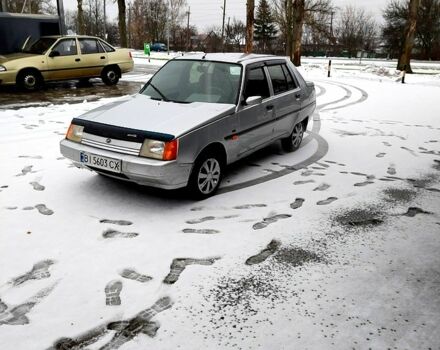 Серый ЗАЗ 1103 Славута, объемом двигателя 1.2 л и пробегом 117 тыс. км за 1400 $, фото 4 на Automoto.ua