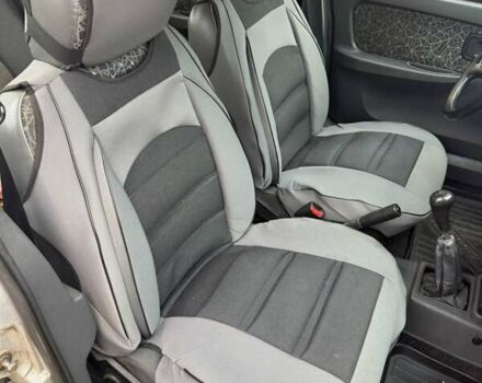 ЗАЗ 1103 Славута 2004 в Горишние Плавни (Комсомольск) на Automoto.ua Серый ЗАЗ 1103 Славута, объемом двигателя 1.2 л и пробегом 73 тыс. км за 1500 $, фото 5 на Automoto.ua