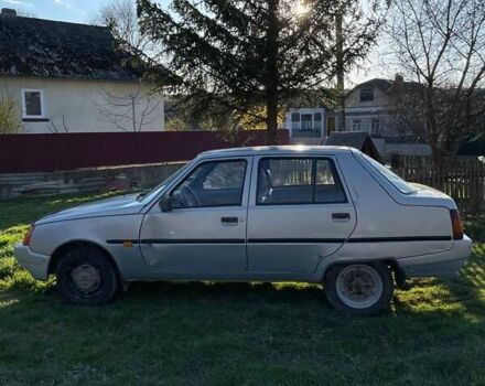 Сірий ЗАЗ 1103 Славута, об'ємом двигуна 1.2 л та пробігом 290 тис. км за 950 $, фото 3 на Automoto.ua