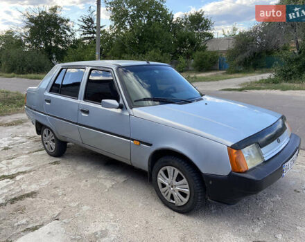 Серый ЗАЗ 1103 Славута, объемом двигателя 1.2 л и пробегом 160 тыс. км за 900 $, фото 2 на Automoto.ua