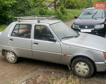 Сірий ЗАЗ 1103 Славута, об'ємом двигуна 1.2 л та пробігом 190 тис. км за 700 $, фото 1 на Automoto.ua