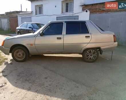 Сірий ЗАЗ 1103 Славута, об'ємом двигуна 1.2 л та пробігом 123 тис. км за 1500 $, фото 6 на Automoto.ua