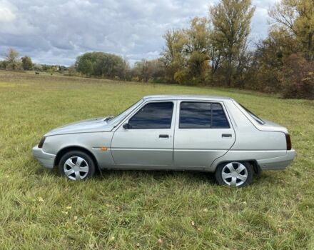 Серый ЗАЗ 1103 Славута, объемом двигателя 1.2 л и пробегом 1000 тыс. км за 1400 $, фото 1 на Automoto.ua