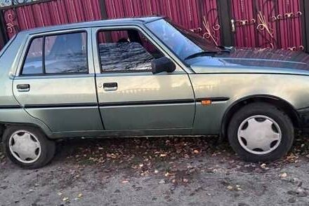 ЗАЗ 1103 Славута 2006 в Фастове на Automoto.ua Серый ЗАЗ 1103 Славута, объемом двигателя 1.3 л и пробегом 110 тыс. км за 1500 $, фото 1 на Automoto.ua