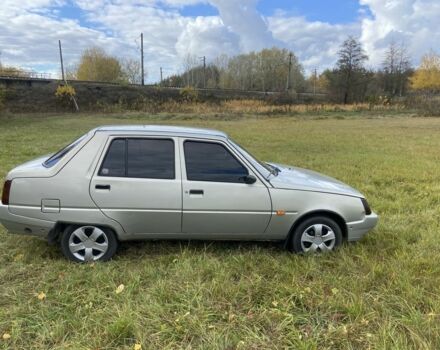 Серый ЗАЗ 1103 Славута, объемом двигателя 1.2 л и пробегом 1000 тыс. км за 1400 $, фото 2 на Automoto.ua