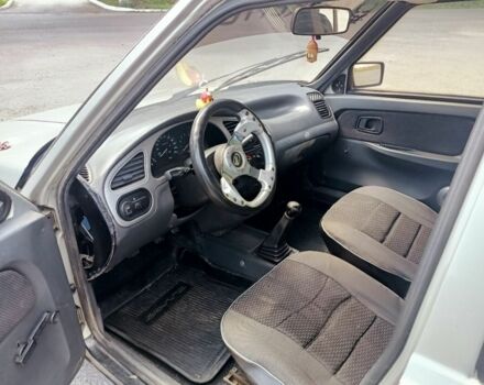 Серый ЗАЗ 1103 Славута, объемом двигателя 1.2 л и пробегом 50 тыс. км за 1000 $, фото 5 на Automoto.ua