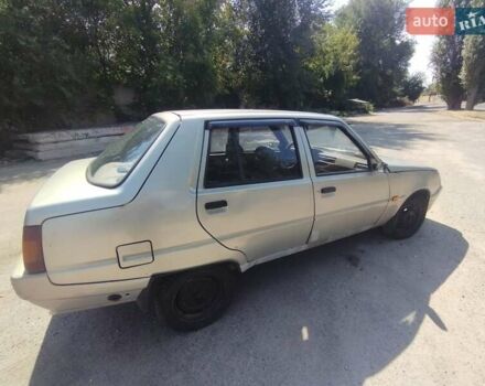 Сірий ЗАЗ 1103 Славута, об'ємом двигуна 1.2 л та пробігом 185 тис. км за 650 $, фото 7 на Automoto.ua