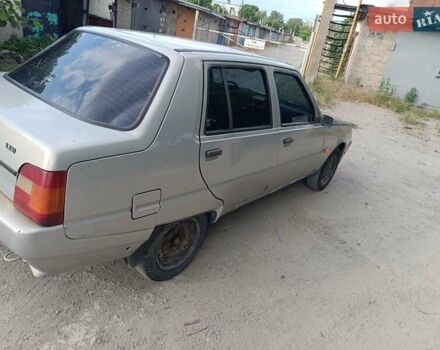 Серый ЗАЗ 1103 Славута, объемом двигателя 1.2 л и пробегом 126 тыс. км за 900 $, фото 2 на Automoto.ua