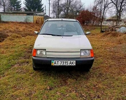 Серый ЗАЗ 1103 Славута, объемом двигателя 1.2 л и пробегом 354 тыс. км за 750 $, фото 3 на Automoto.ua