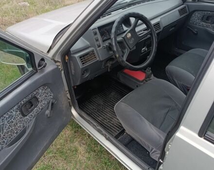 Сірий ЗАЗ 1103 Славута, об'ємом двигуна 1.2 л та пробігом 127 тис. км за 1500 $, фото 1 на Automoto.ua