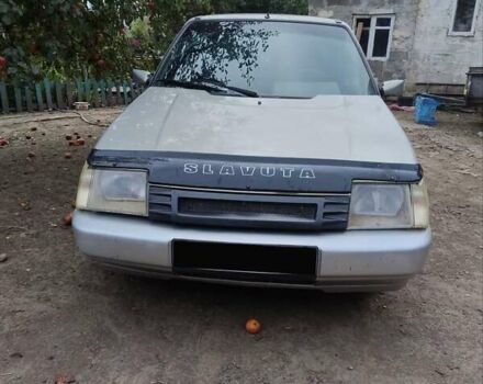 Серый ЗАЗ 1103 Славута, объемом двигателя 1.2 л и пробегом 300 тыс. км за 1326 $, фото 7 на Automoto.ua