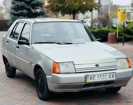 Серый ЗАЗ 1103 Славута, объемом двигателя 1.2 л и пробегом 85 тыс. км за 1400 $, фото 1 на Automoto.ua