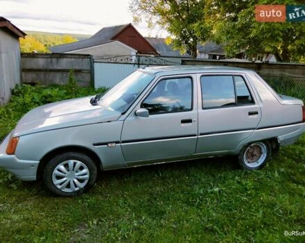 Серый ЗАЗ 1103 Славута, объемом двигателя 1.2 л и пробегом 191 тыс. км за 1250 $, фото 3 на Automoto.ua