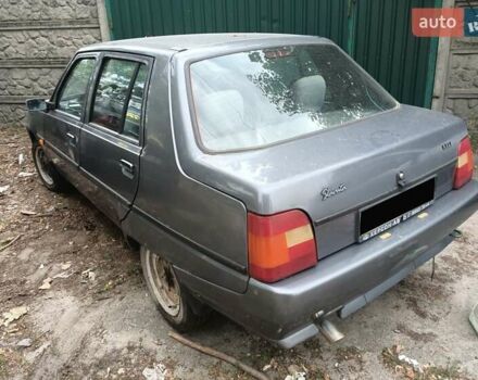 Серый ЗАЗ 1103 Славута, объемом двигателя 1.3 л и пробегом 112 тыс. км за 1200 $, фото 2 на Automoto.ua