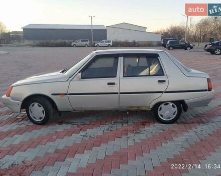 Серый ЗАЗ 1103 Славута, объемом двигателя 1.3 л и пробегом 157 тыс. км за 1700 $, фото 6 на Automoto.ua